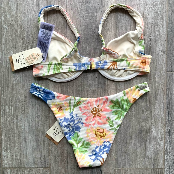 🔥🔥BILLABONG - UR A DREAM UNDERWIRE HIKE SET🔥🔥 - Picture 4 of 5